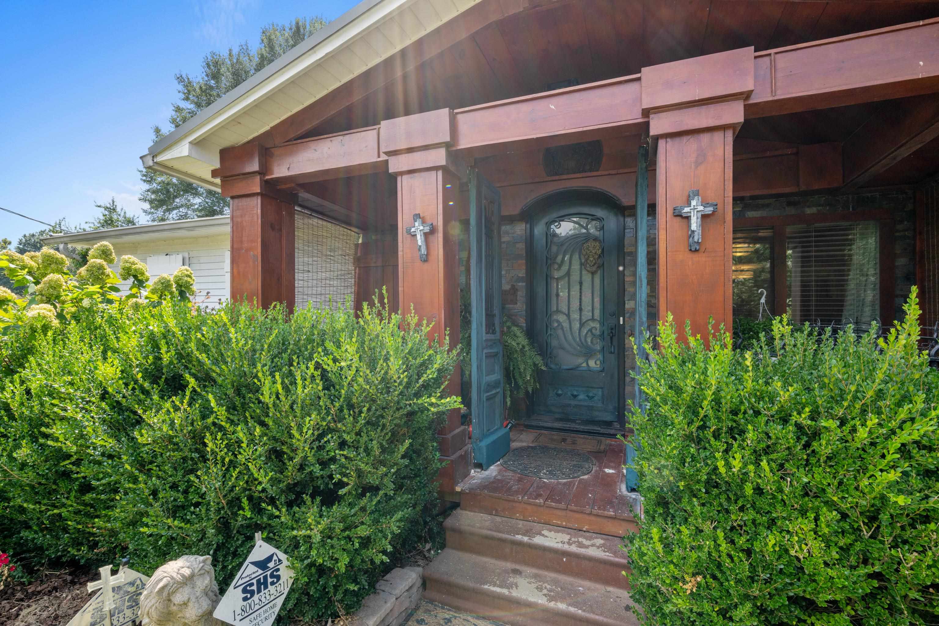 5921 Benjestown Road Memphis, TN 38127 - Photo 3 of 36 Gallery Image 3