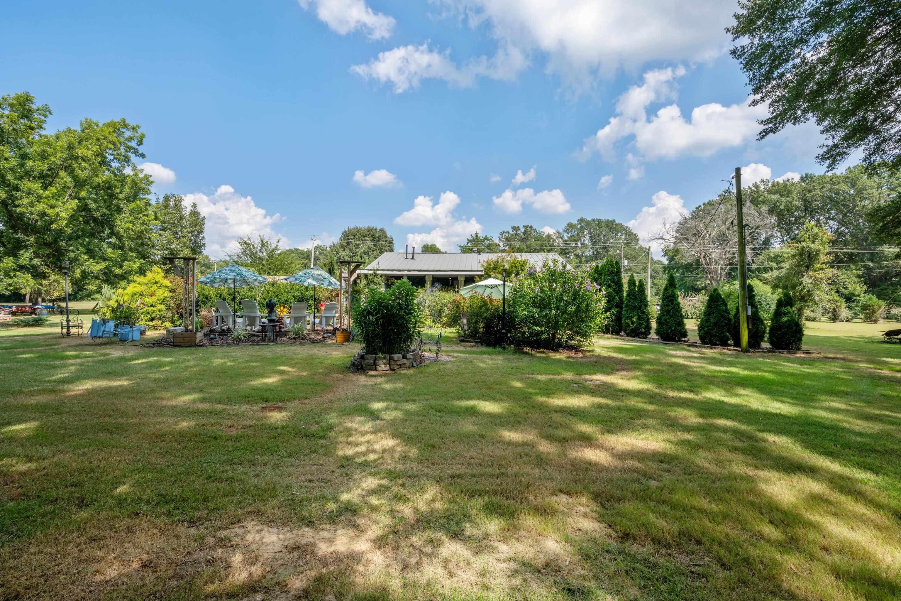 5921 Benjestown Road Memphis, TN 38127 - Photo 32 of 36 View of grassy yard