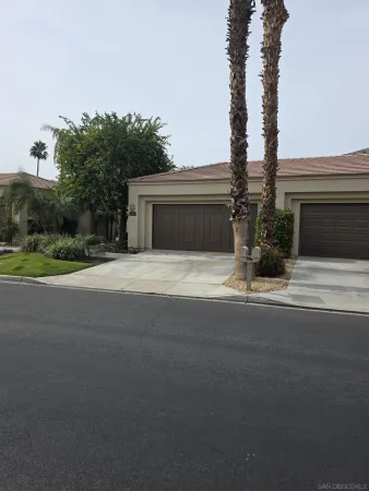 $2,895 | 54673 Oak-Hill, La Quinta, CA 92253