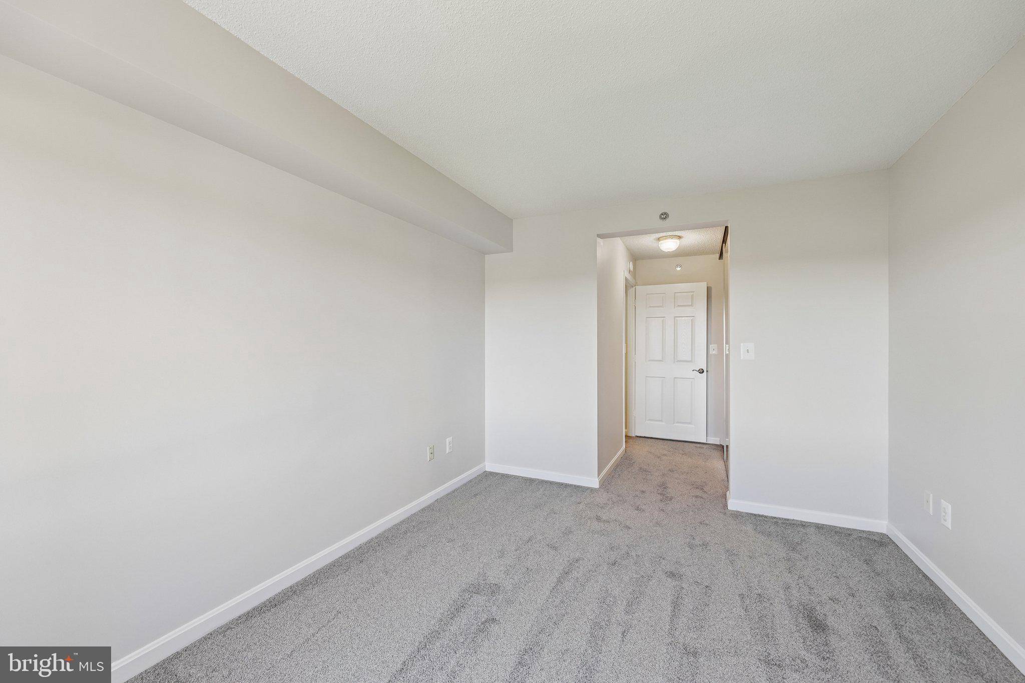 19385 Cypress Ridge Terrace, Unit 515 Leesburg, VA 20176 - Photo 12 of 58