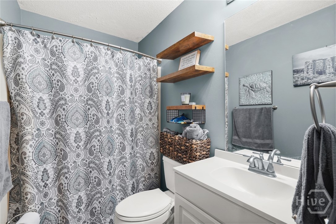 119 Usher Place Rincon, GA 31326 - Photo 28 of 53 2nd Bathroom