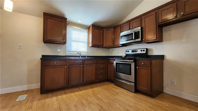 $107,000 | 206 Hammond Street, St. Joseph, MO 64504