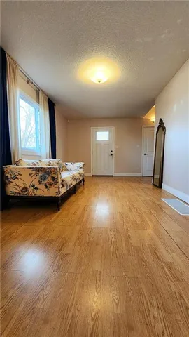 $107,000 | 206 Hammond Street, St. Joseph, MO 64504