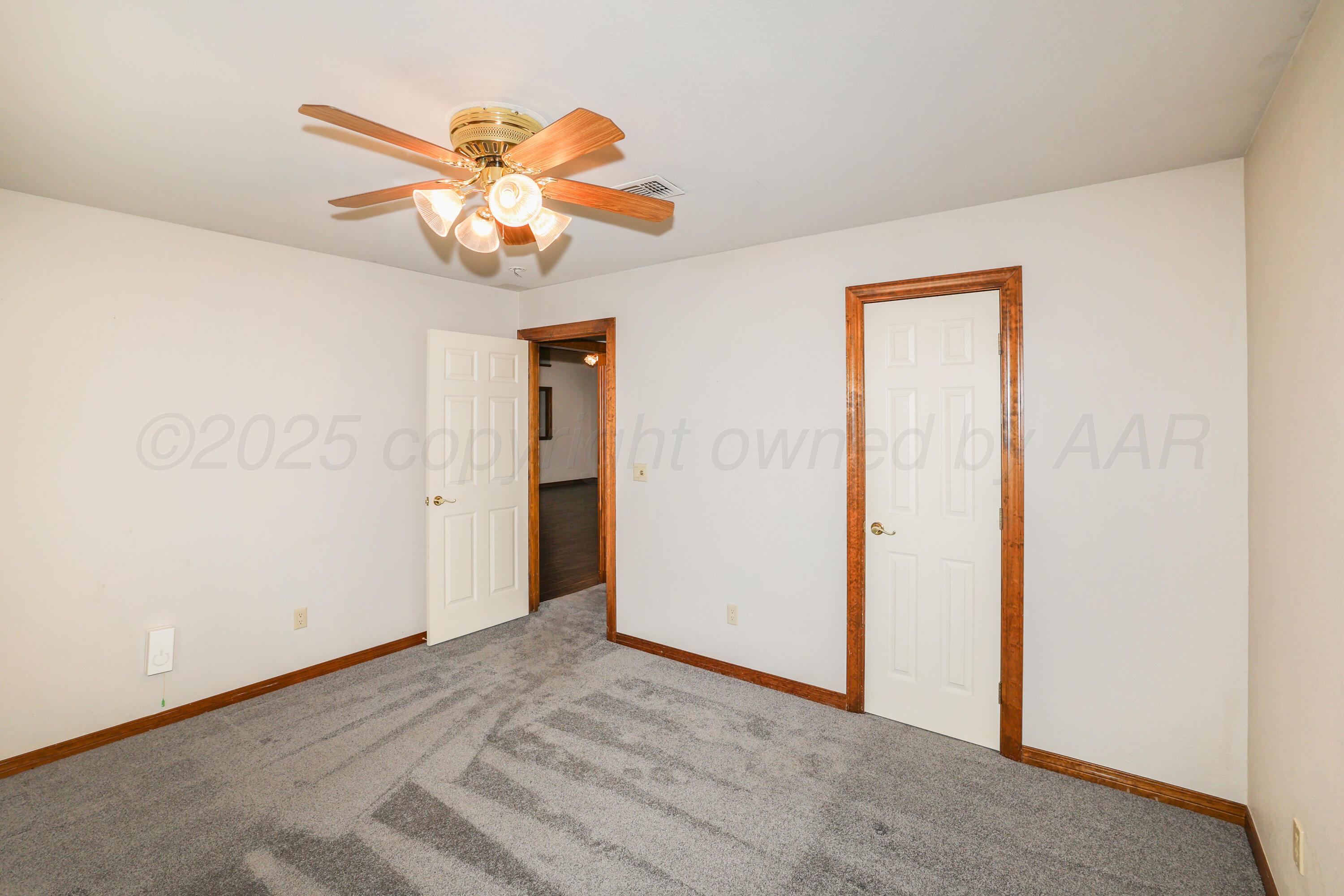 8107 Progress Drive Amarillo, TX 79119 - Photo 18 of 28 18-2nd Bedroom