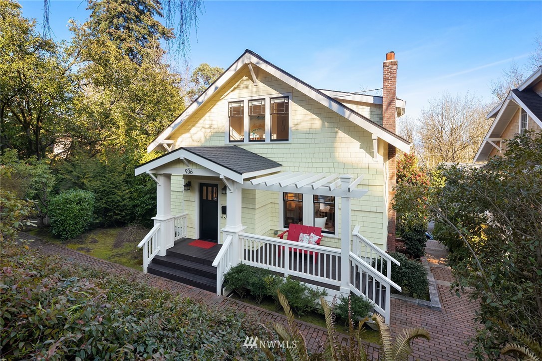 936 36th Avenue Seattle, WA 98122 - Photo 3 of 32