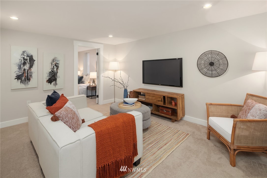 936 36th Avenue Seattle, WA 98122 - Photo 22 of 32