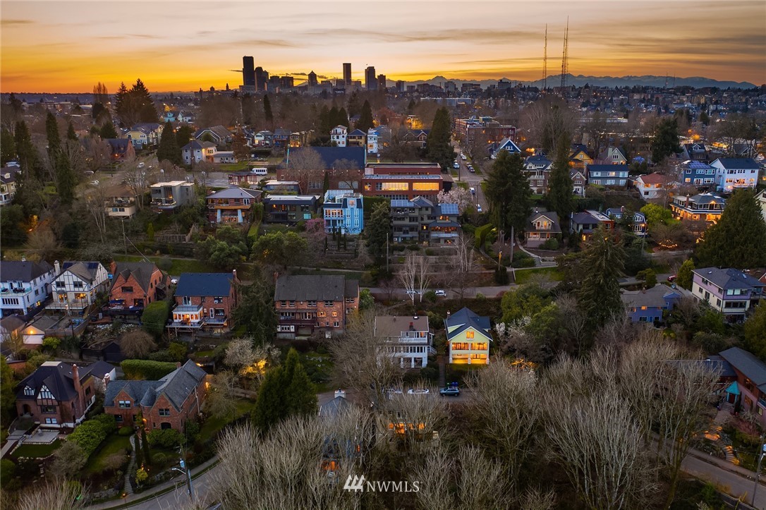 936 36th Avenue Seattle, WA 98122 - Photo 27 of 32