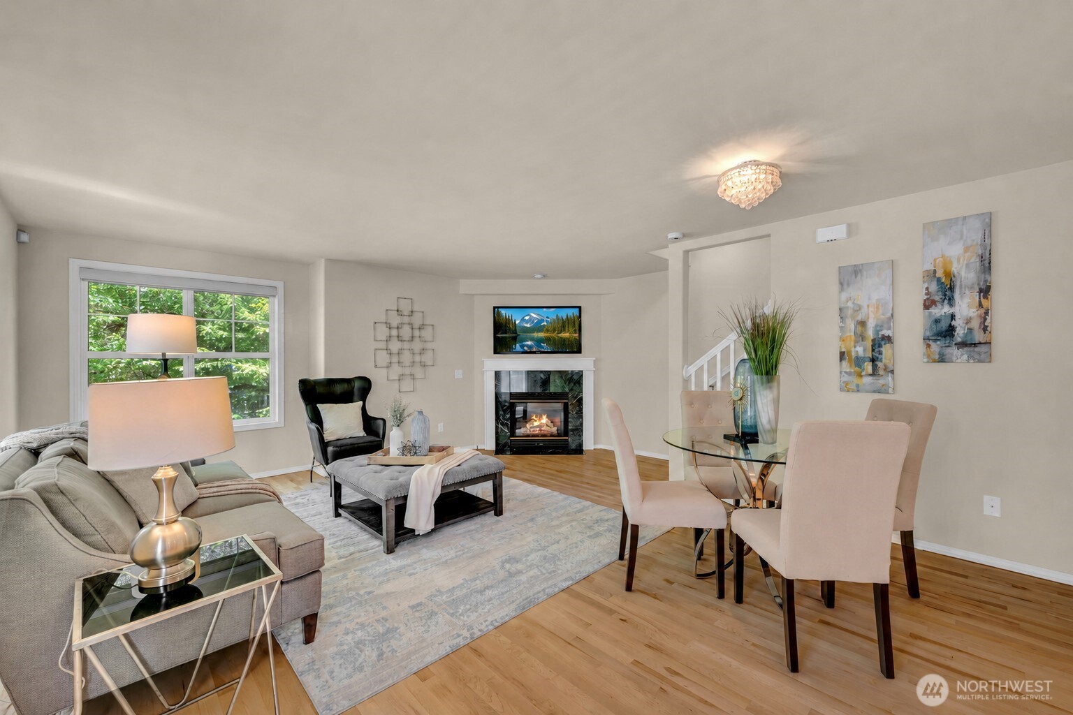 4720 Interlake Avenue North Seattle, WA 98103 - Photo 3 of 40