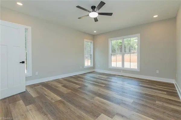 $575,000 | 1314 Riverside Drive, Lexington, NC 27292