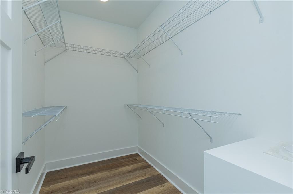 1314 Riverside Drive Lexington, NC 27292 - Photo 19 of 41 Walk in closet