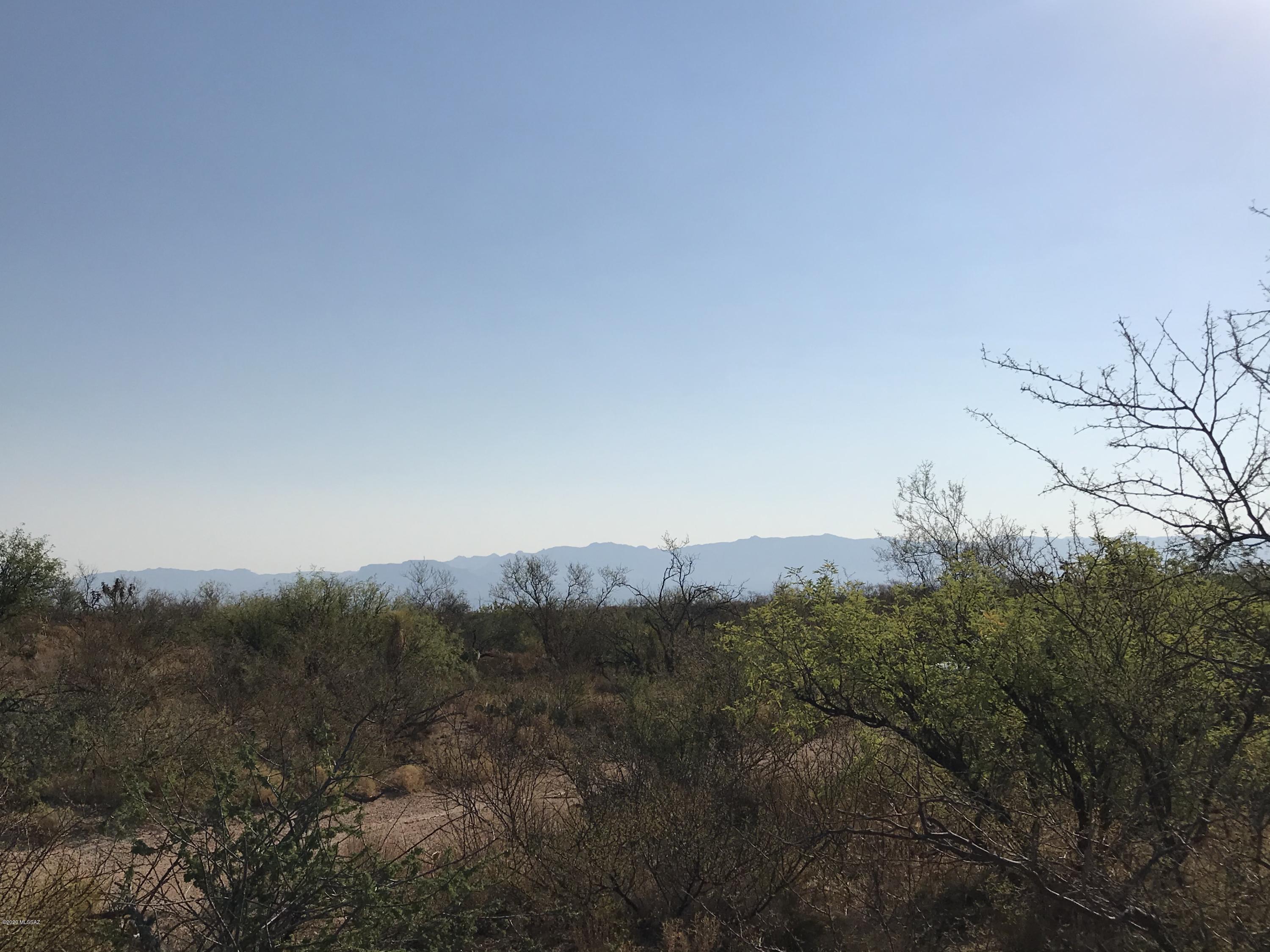 1.25-ac East Goldbug Road Oracle, AZ 85623 - Photo 2 of 6