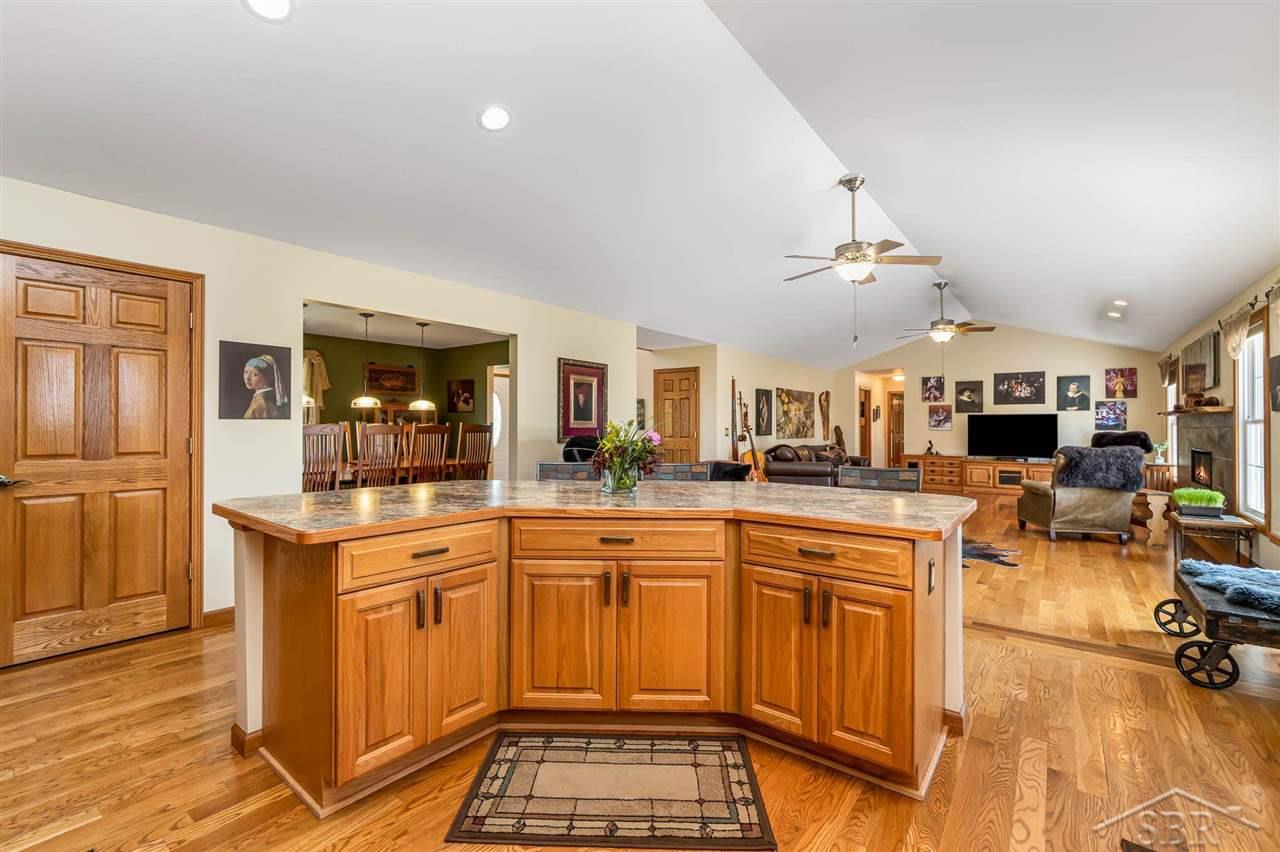 7175 West Freeland Road Freeland, MI 48623 - Photo 8 of 35 Gallery Image 8