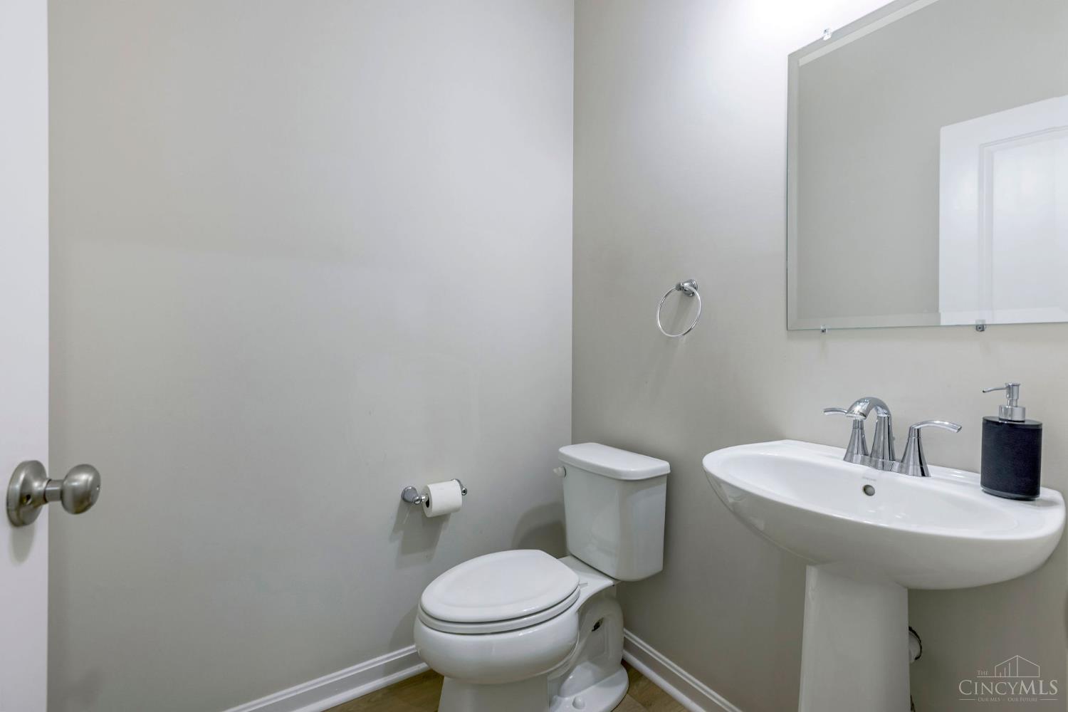 1291 Heather Ridge Cincinnati, OH 45233 - Photo 24 of 53 Gallery Image 24