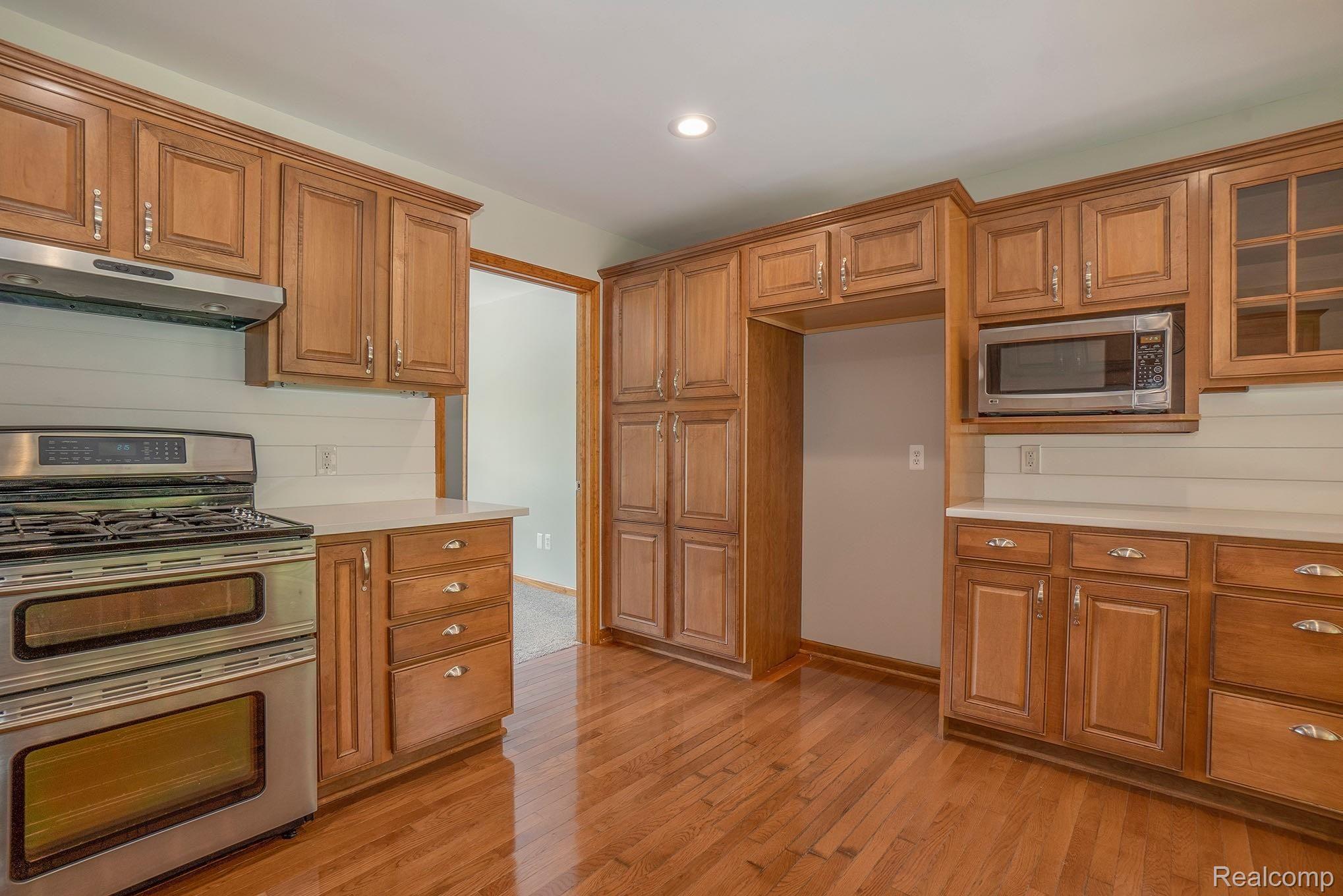 6828 Robb Road Fowlerville, MI 48836 - Photo 19 of 37 Photo Sep 17, 2 15 23 PM-1.jpg