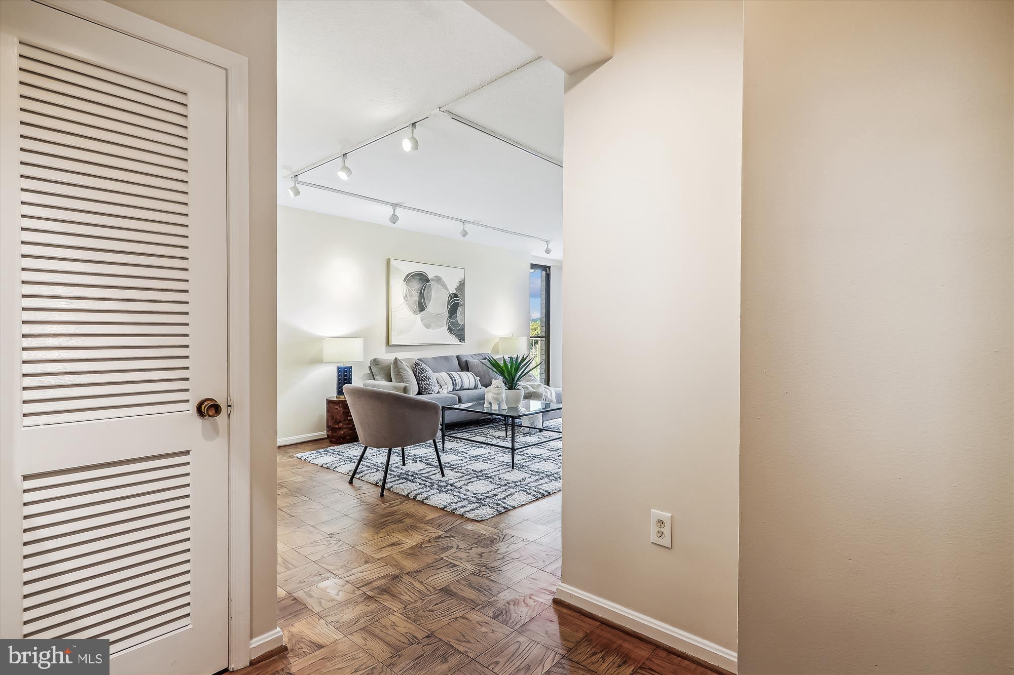 2100 Washington Avenue, Unit 8D Silver Spring, MD 20910 - Photo 19 of 35