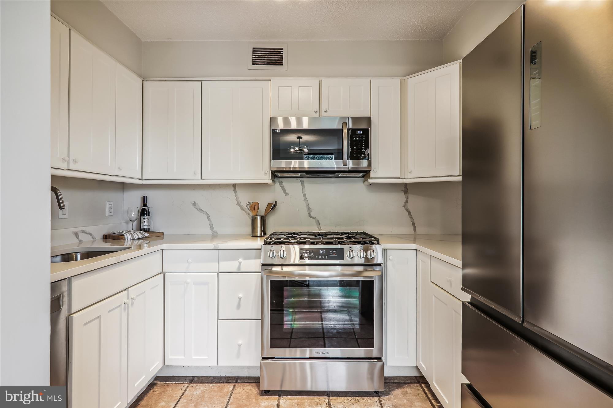 2100 Washington Avenue, Unit 8D Silver Spring, MD 20910 - Photo 20 of 35