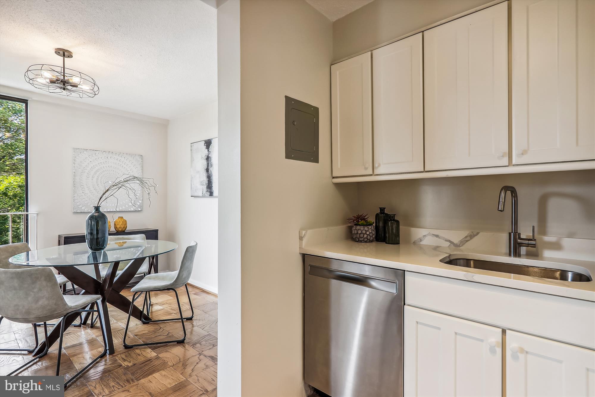 2100 Washington Avenue, Unit 8D Silver Spring, MD 20910 - Photo 4 of 35