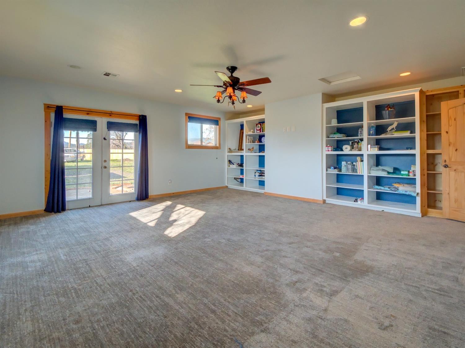 4774 Winnetka Road White City, OR 97503 - Photo 10 of 34 Additional Photo