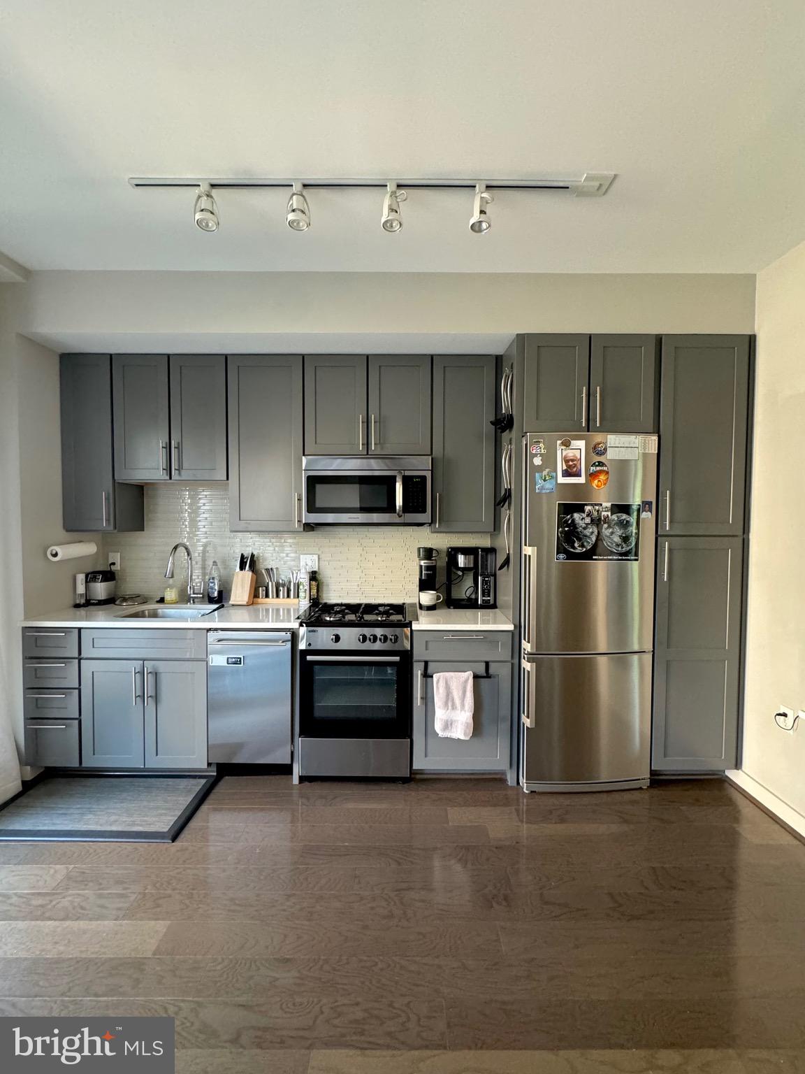 1320 Fenwick Lane, Unit 812 Silver Spring, MD 20910 - Photo 6 of 15 Gallery Image 6