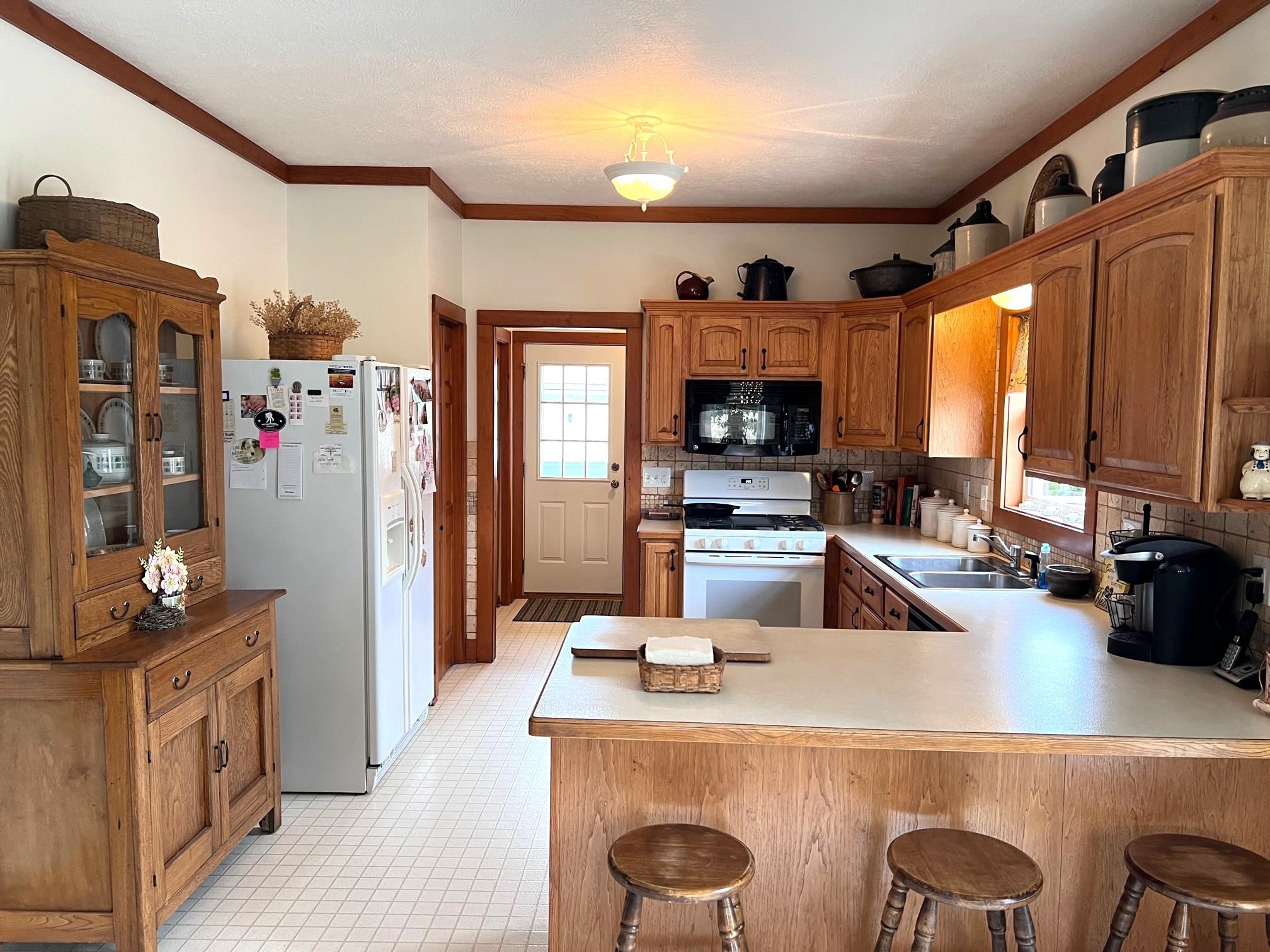11613 South Cork Road Morrice, MI 48857 - Photo 11 of 22