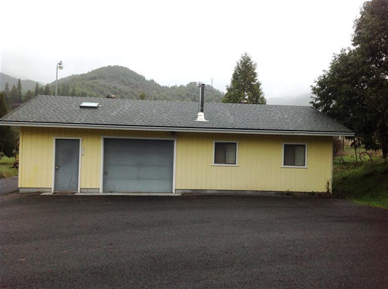 2522 Wards Creek Road Rogue River, OR 97537 - Photo 4 of 14 Additional Photo
