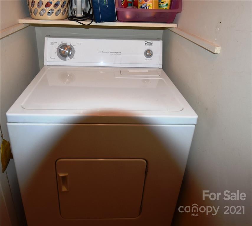 4906 Sardis Road, Unit E Charlotte, NC 28270 - Photo 23 of 24 a close up view of washer and dryer