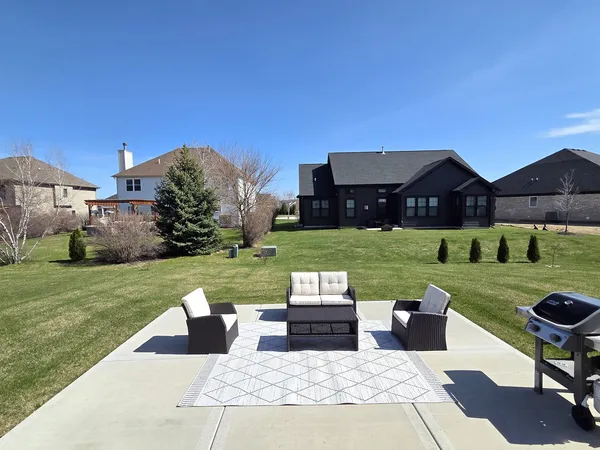 $679,900 | 25409 Rock Drive, Plainfield, IL 60586