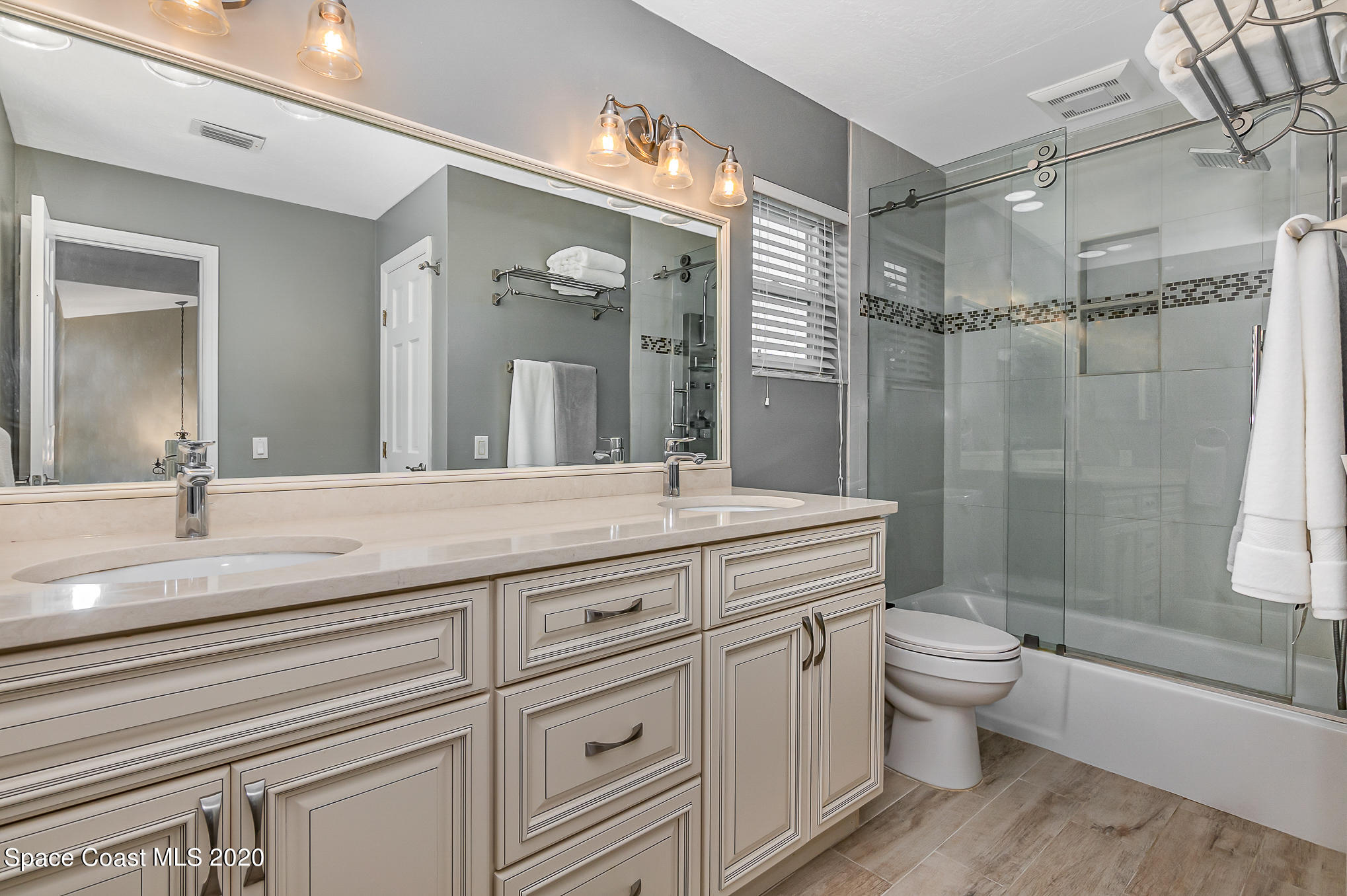 457 Turtle Circle Satellite Beach, FL 32937 - Photo 39 of 70 Upstairs Bathroom