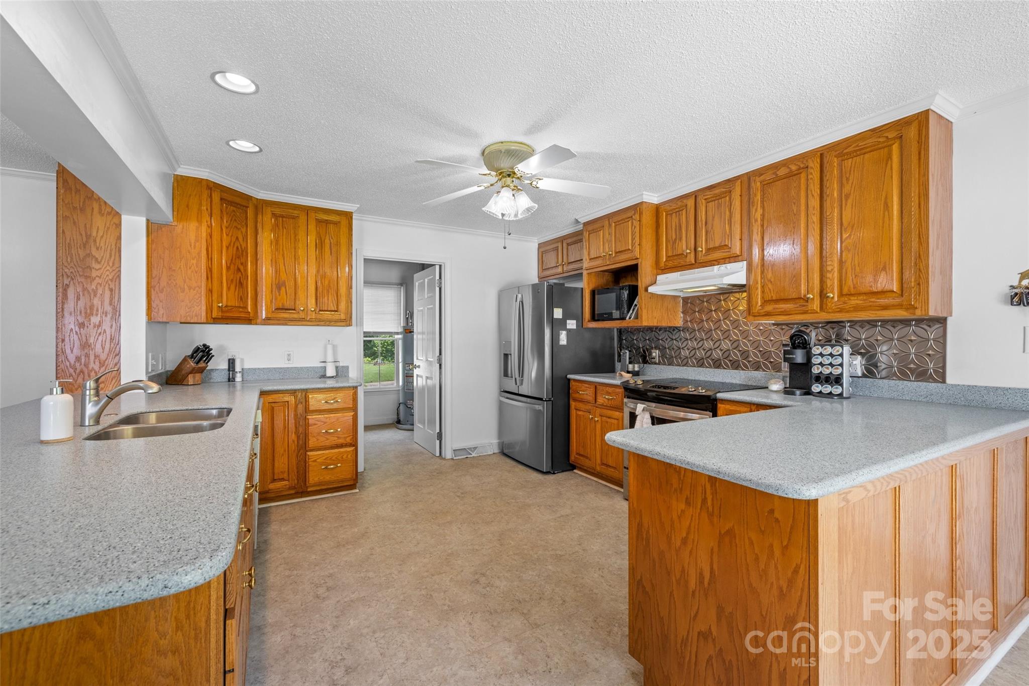 1252 Wendy Road Rock Hill, SC 29732 - Photo 11 of 41 Gallery Image 11
