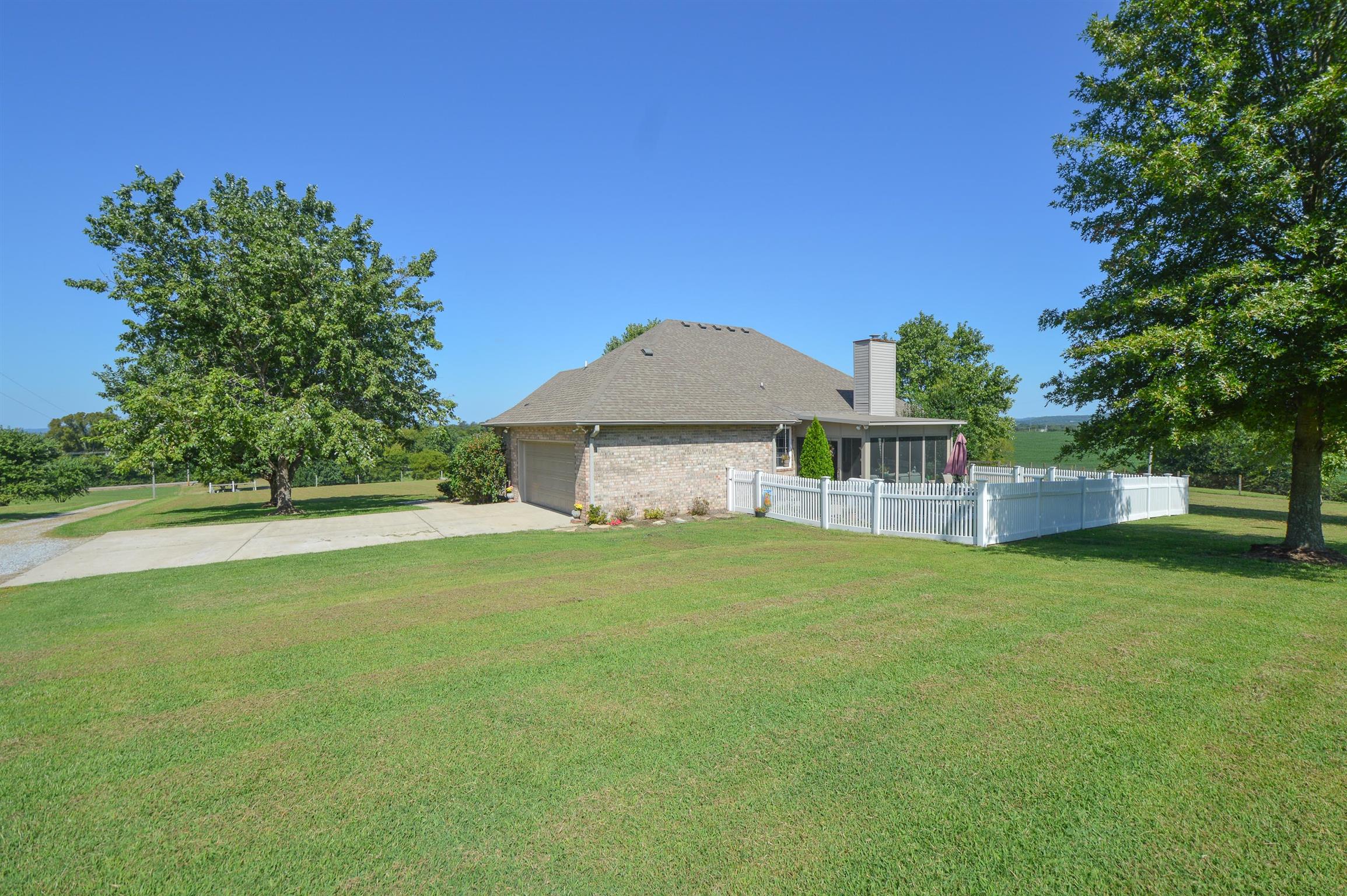 446 Rock Springs Road Castalian Springs, TN 37031 - Photo 3 of 25 Gallery Image 3