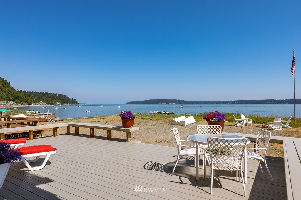 3701 Bells Beach Road Langley, WA 98260 - Photo 2 of 26