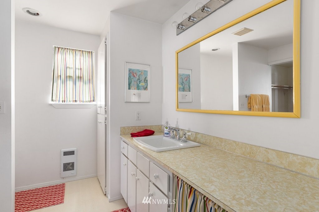 3701 Bells Beach Road Langley, WA 98260 - Photo 20 of 26