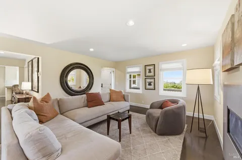 $1,595,000 | 125 White Cottage Road North, Angwin, CA 94508