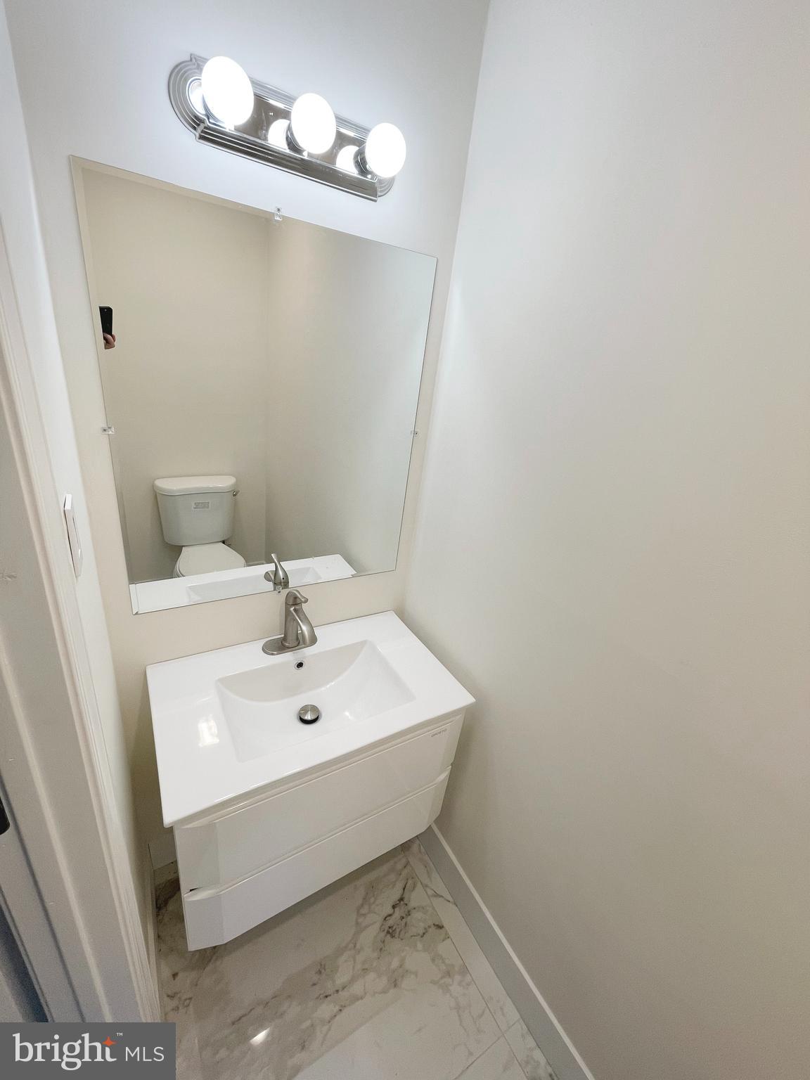 12445 Sweet Briar Road Philadelphia, PA 19154 - Photo 7 of 18
