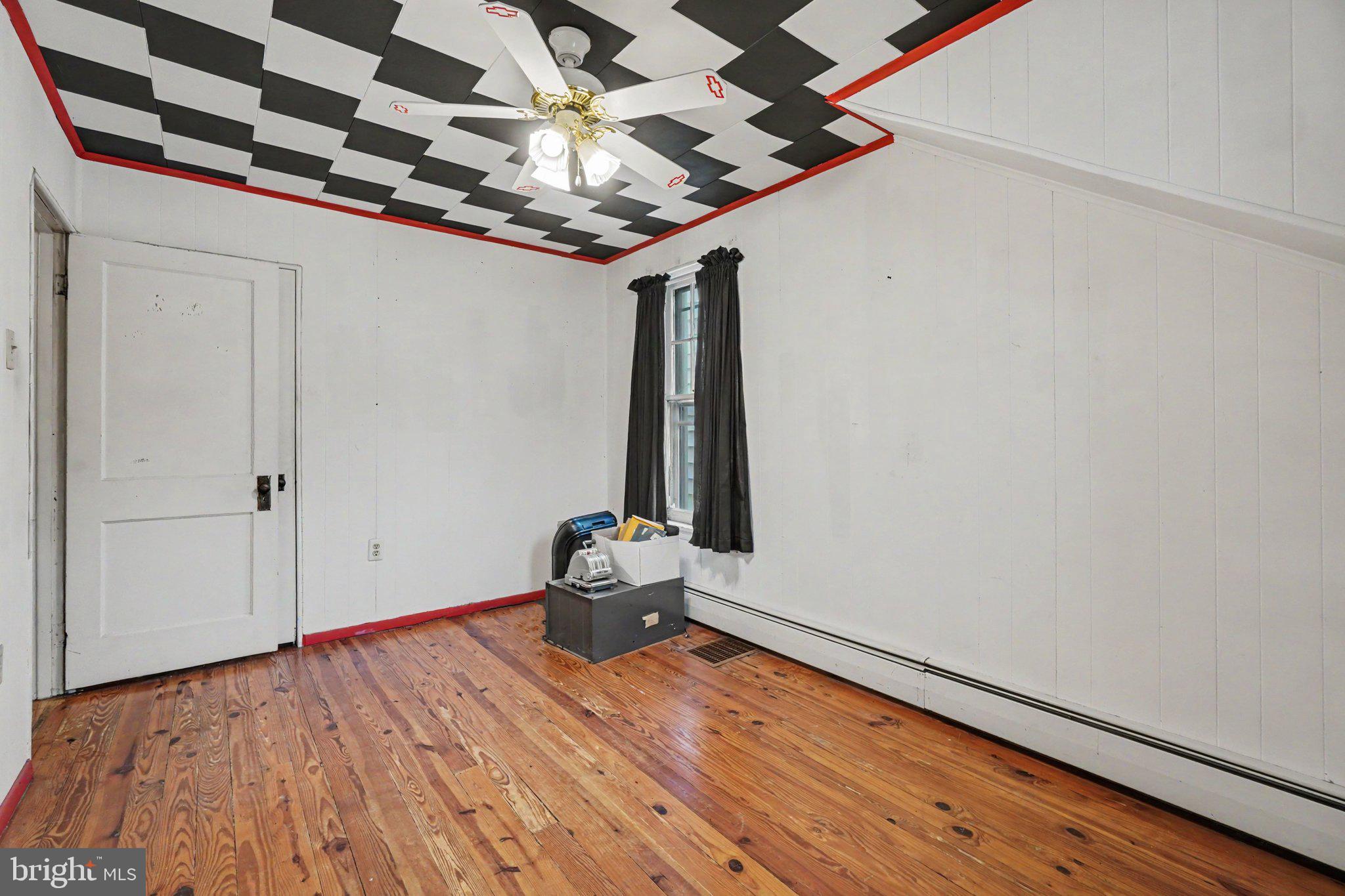 209 Main Street Lykens, PA 17048 - Photo 14 of 27