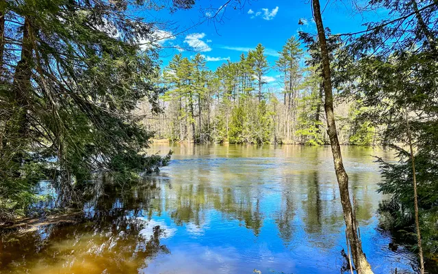 $255,000 | 30 Waterfront Drive, Cornish, ME 04020