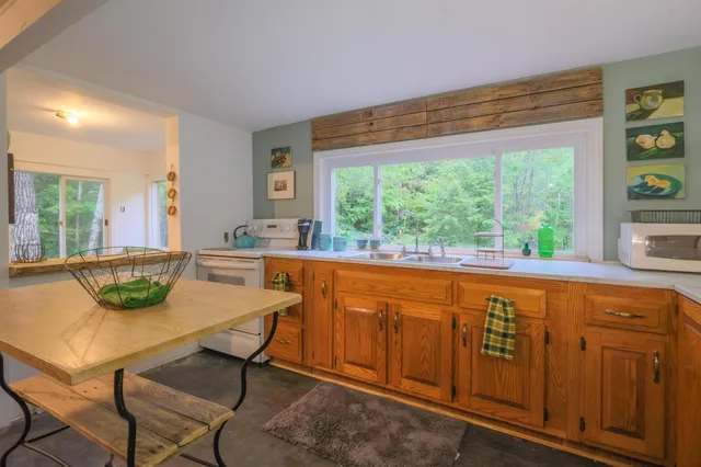 $255,000 | 30 Waterfront Drive, Cornish, ME 04020