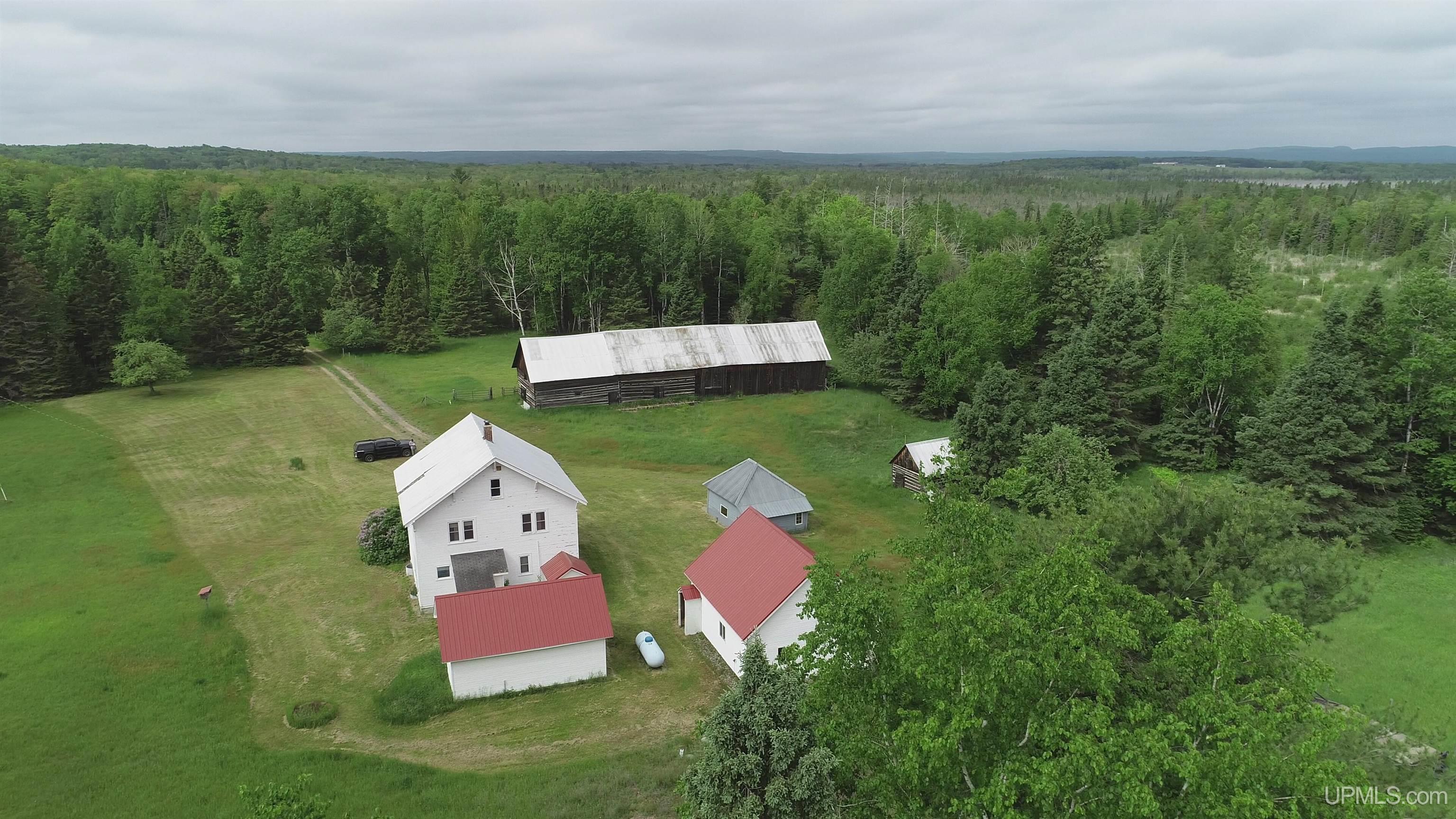 589 Mangum Road Marquette, MI 49855 - Photo 53 of 59