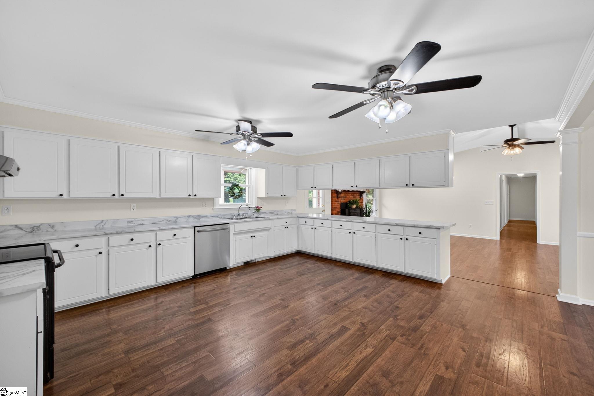 618 South 234 Woodruff, SC 29388 - Photo 13 of 49