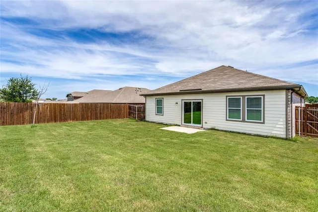 $1,995 | 825 Cherry Blossom Street, Anna, TX 75409