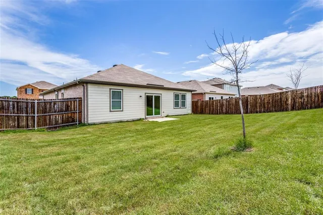 $1,995 | 825 Cherry Blossom Street, Anna, TX 75409