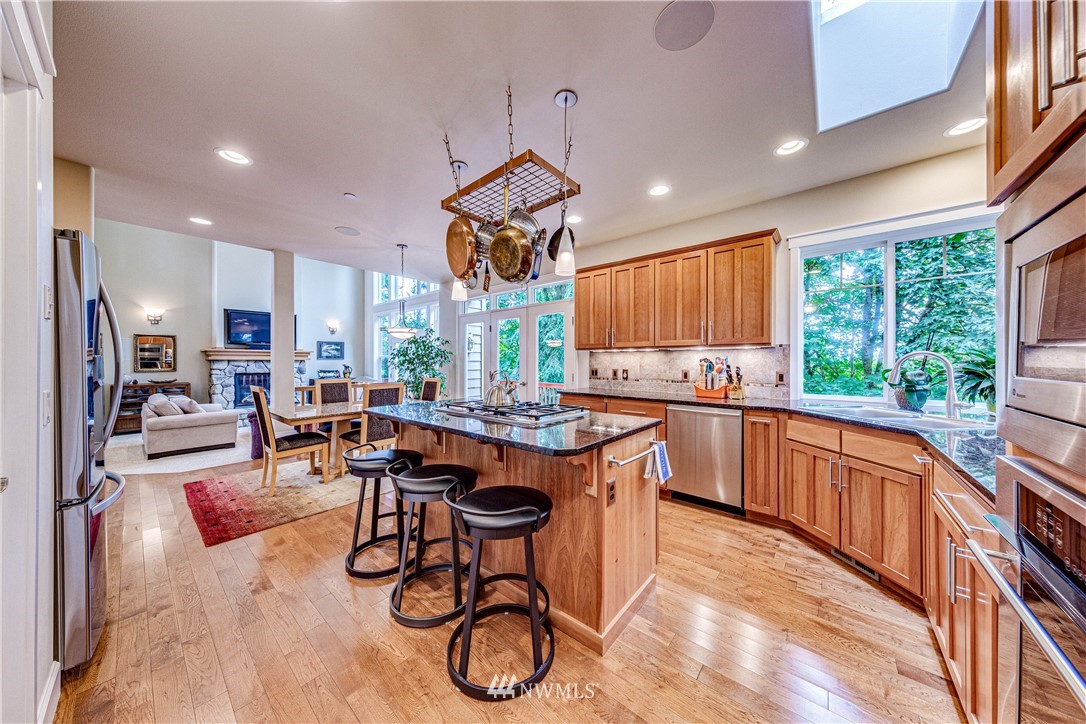 17409 102nd Avenue Northeast Bothell, WA 98011 - Photo 11 of 38 Gallery Image 11