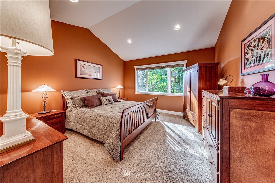 17409 102nd Avenue Northeast Bothell, WA 98011 - Photo 21 of 38 Gallery Image 21