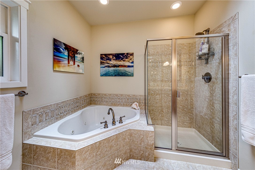 17409 102nd Avenue Northeast Bothell, WA 98011 - Photo 24 of 38 Gallery Image 24