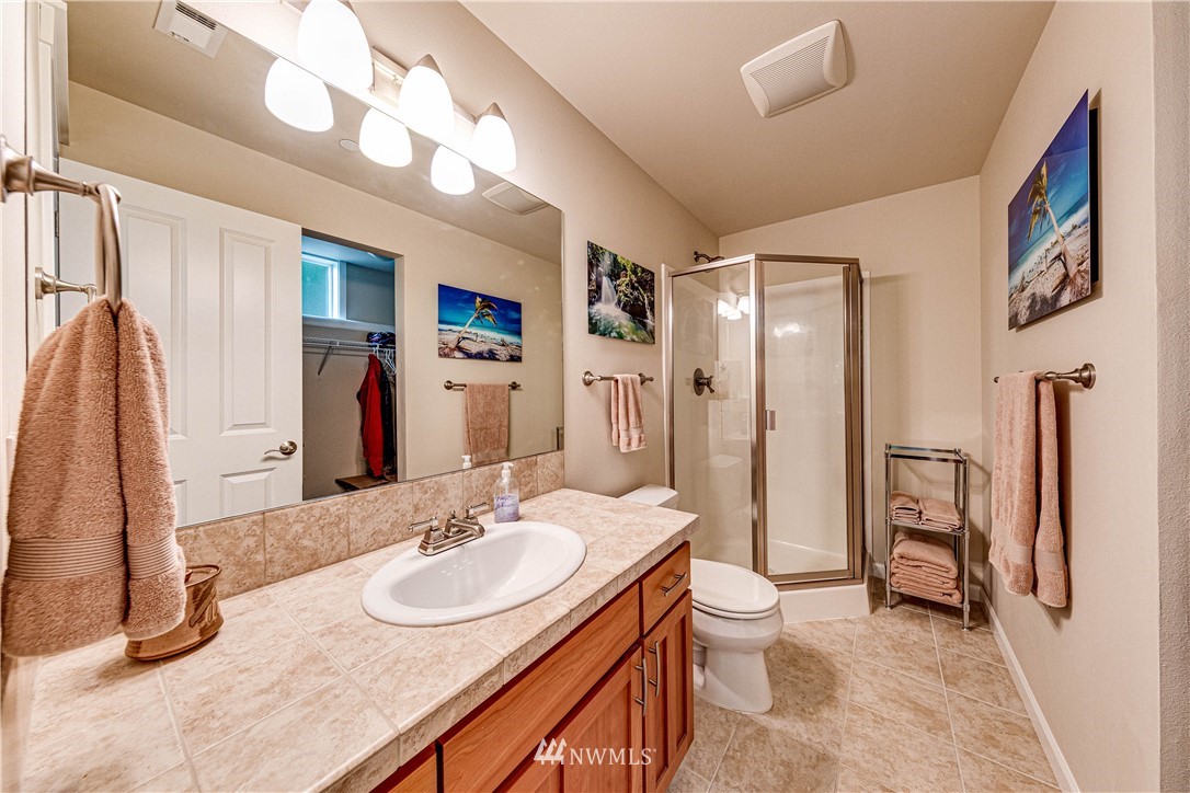 17409 102nd Avenue Northeast Bothell, WA 98011 - Photo 33 of 38 Gallery Image 33