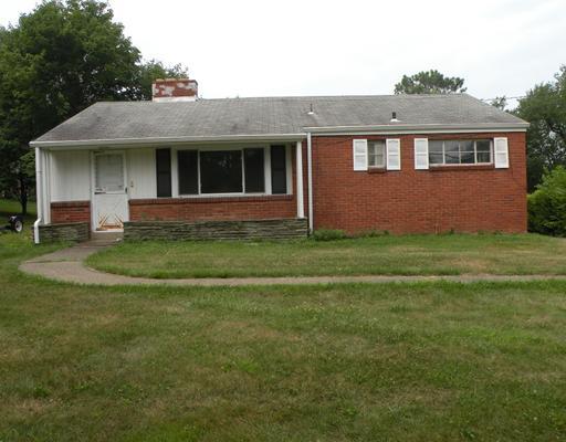 424 Center Church Road Canonsburg, PA 15317 - Photo 1 of 5 Exterior Front.