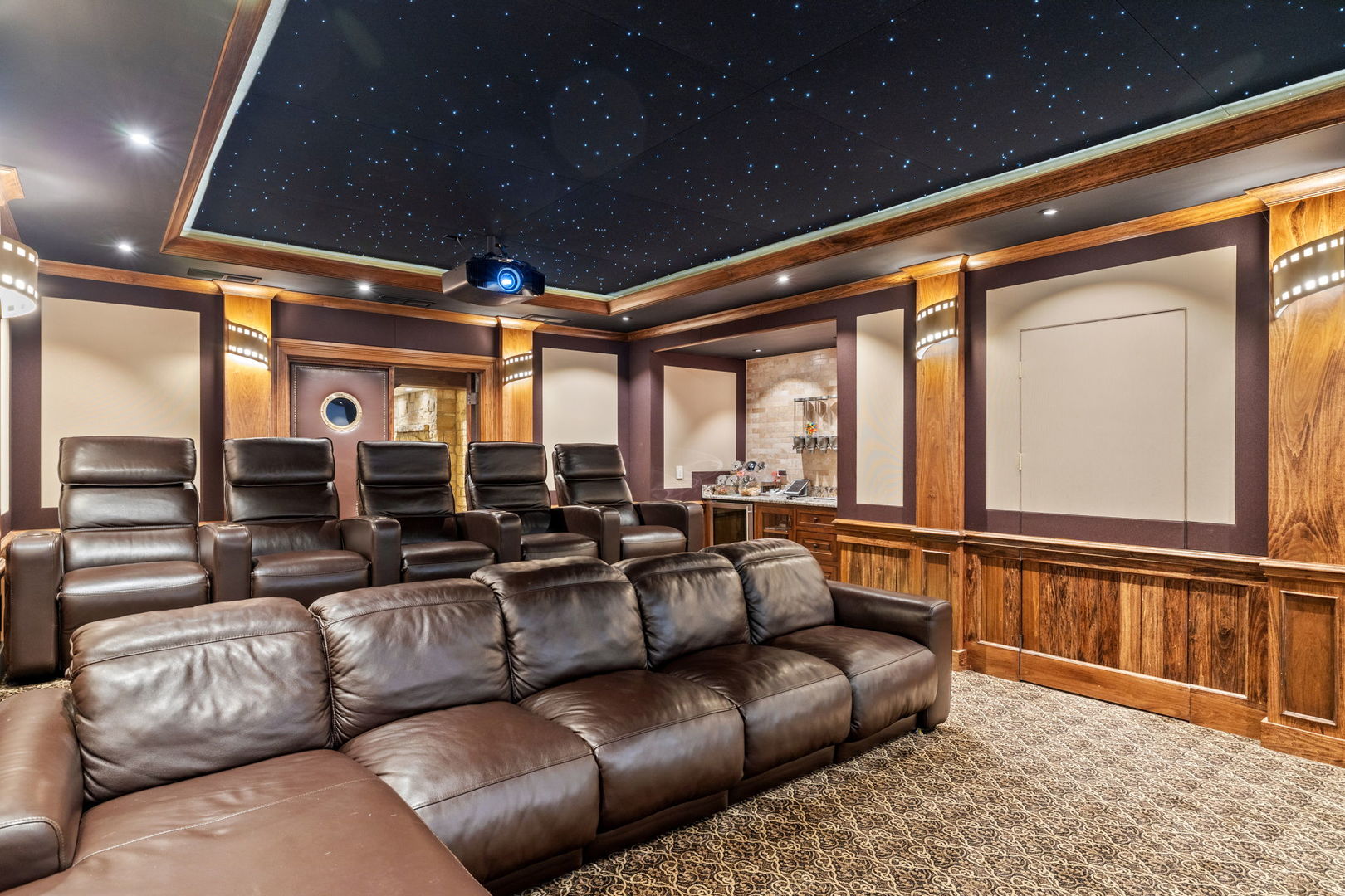 940 Meadows Road Geneva, IL 60134 - Photo 17 of 132 Gallery Image 17