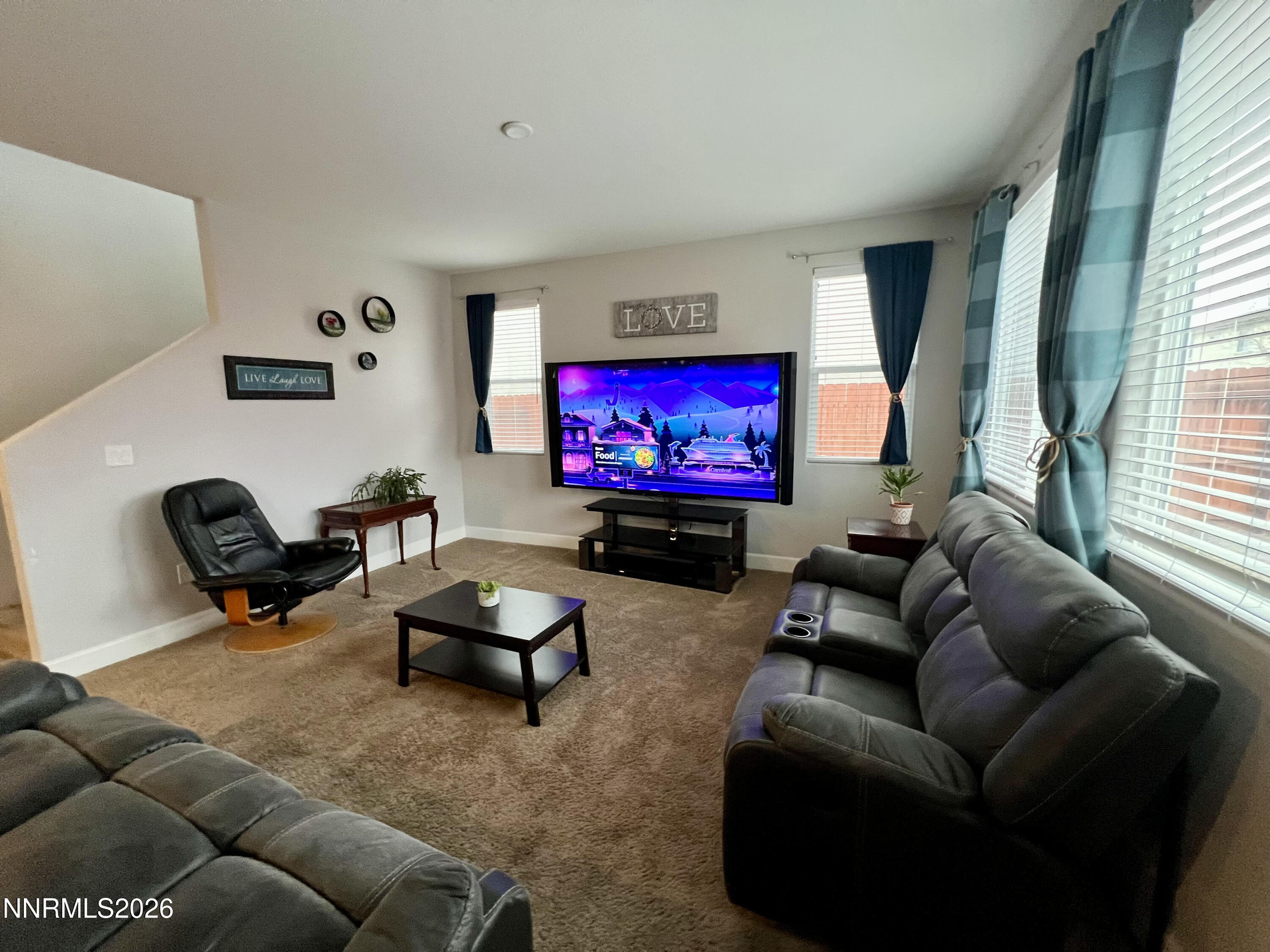 9355 Bay Drive Reno, NV 89506 - Photo 10 of 42 b4