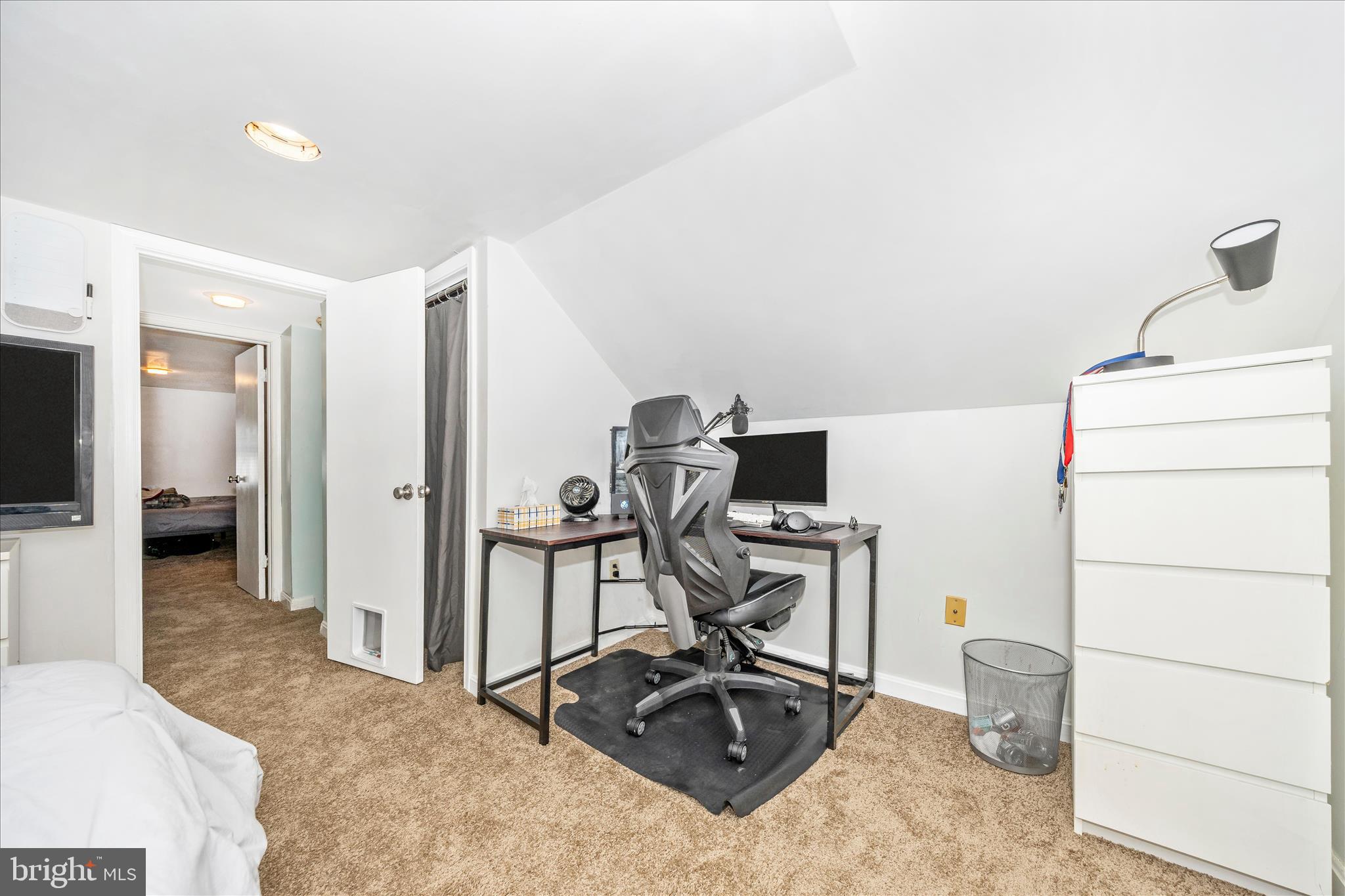 5618 Bartonsville Road Frederick, MD 21704 - Photo 32 of 53 Bedroom 4