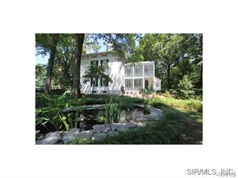 1007 Henry Street Alton, IL 62002 - Photo 4 of 24 Gallery Image 4